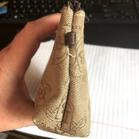 COPY - Dooney & Bourke pouch - Picture 4 of 6